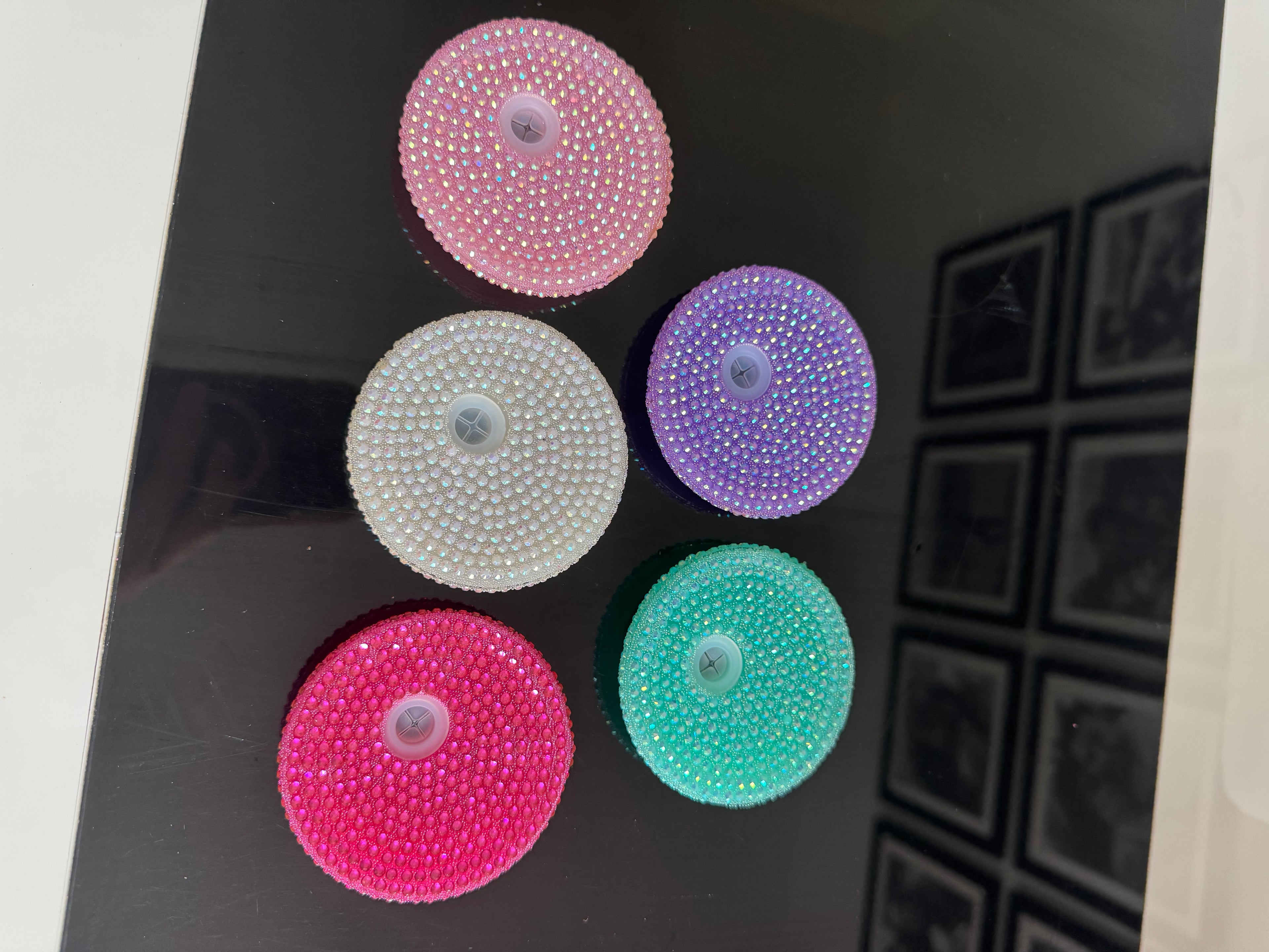 Rhinestone lids